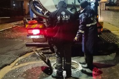 Büyükşehir’den Sağanak Yağışa Karşı Yoğun Mesai