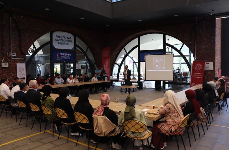 Kahramanmaraş'ta Oku-Yorum Projesi Yıl Sonu Programı Düzenlendi