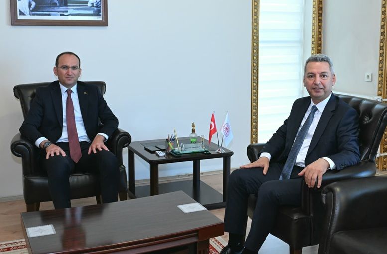 KSÜ Rektörü Okumuş’tan Afşin Kaymakamı Sarıdoğan’a Ziyaret