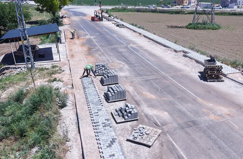 Büyükşehir, Elbistan Tepebaşı Caddesi’nde Yenileme Çalışmasına Başladı