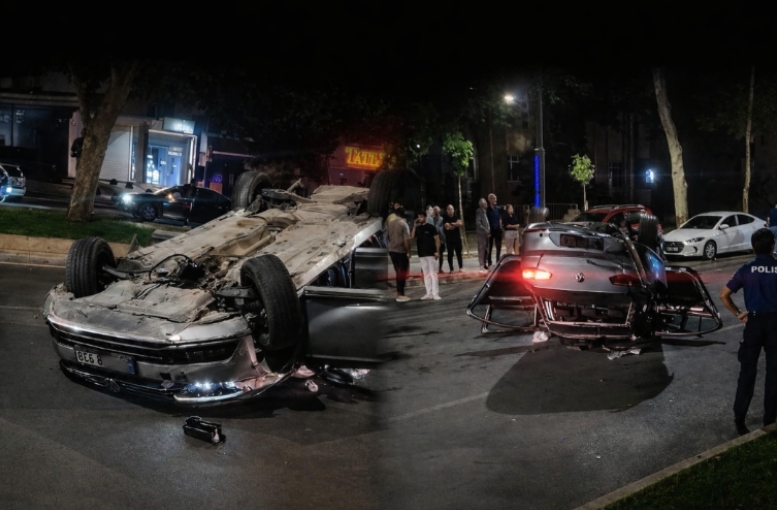 Kahramanmaraş’ta Trafikte Yarış İddiası Kazayla Sonuçlandı: 5 Yaralı